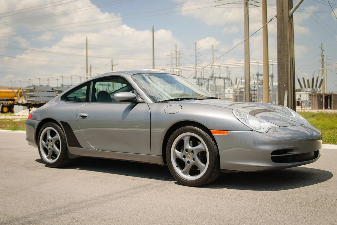 2003 Porsche 996 Carrera - Image 27 of 31