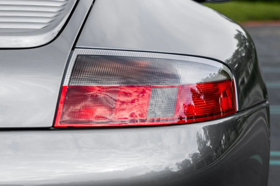 2003 Porsche 996 Carrera - Image 23 of 31