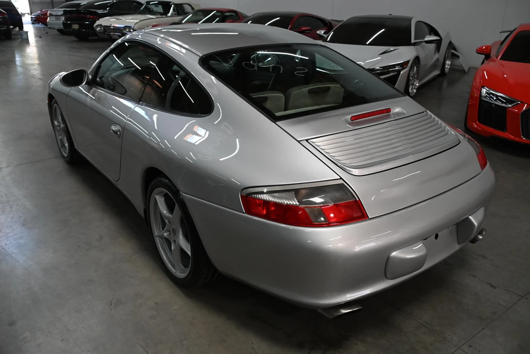 2003 Porsche 996 Carrera - Image 13 of 31