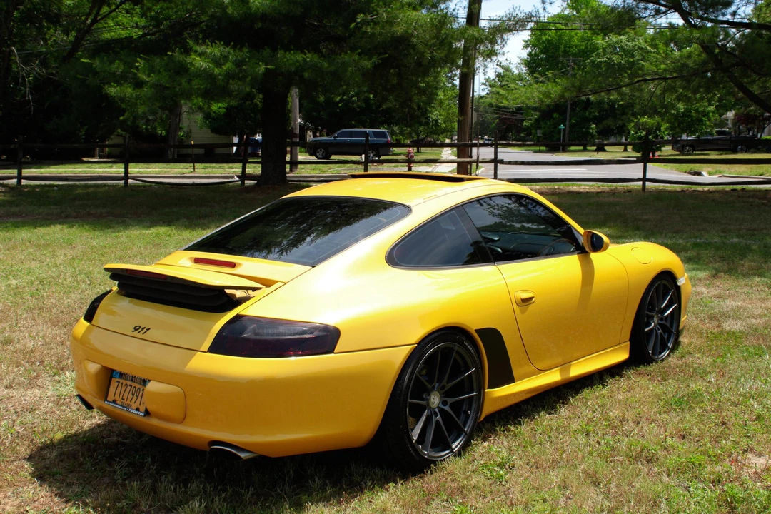 2003 Porsche 996 Carrera - Image 27 of 31