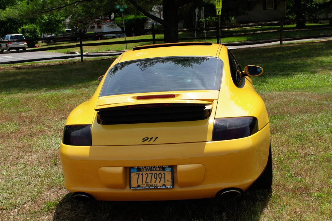 2003 Porsche 996 Carrera - Image 24 of 31