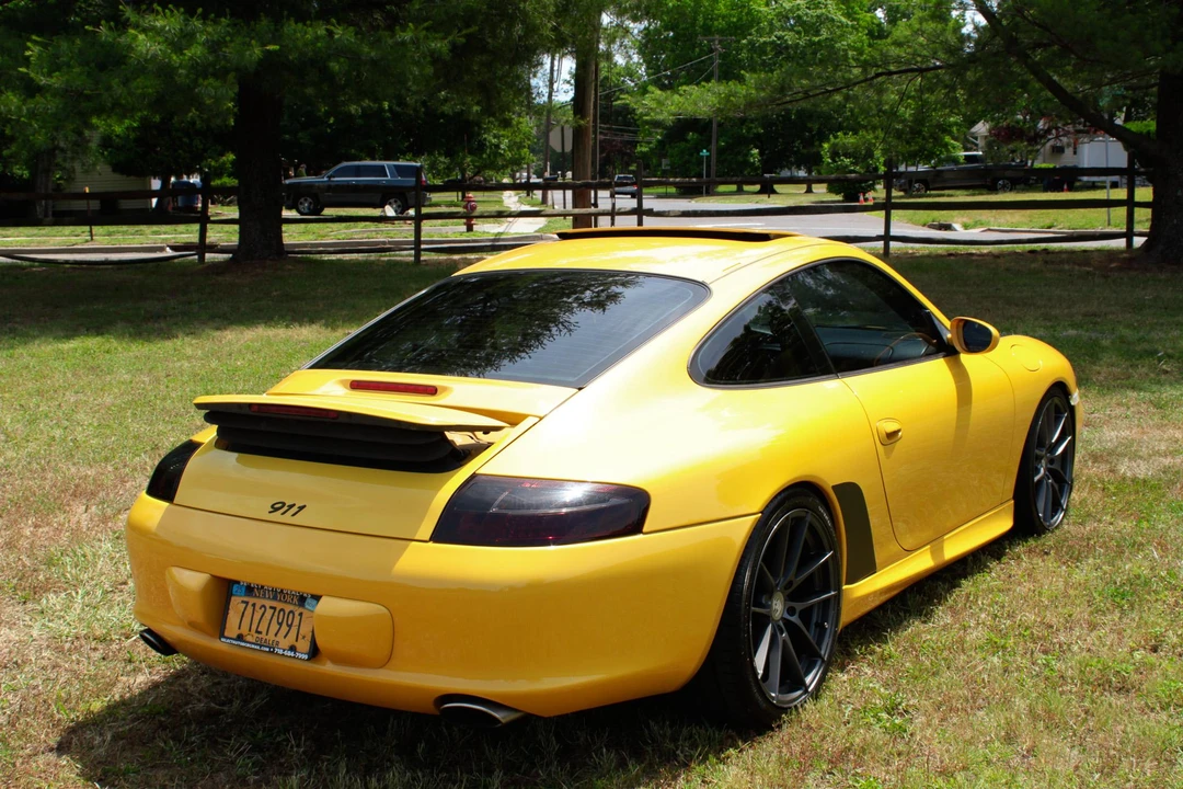 2003 Porsche 996 Carrera - Image 26 of 31