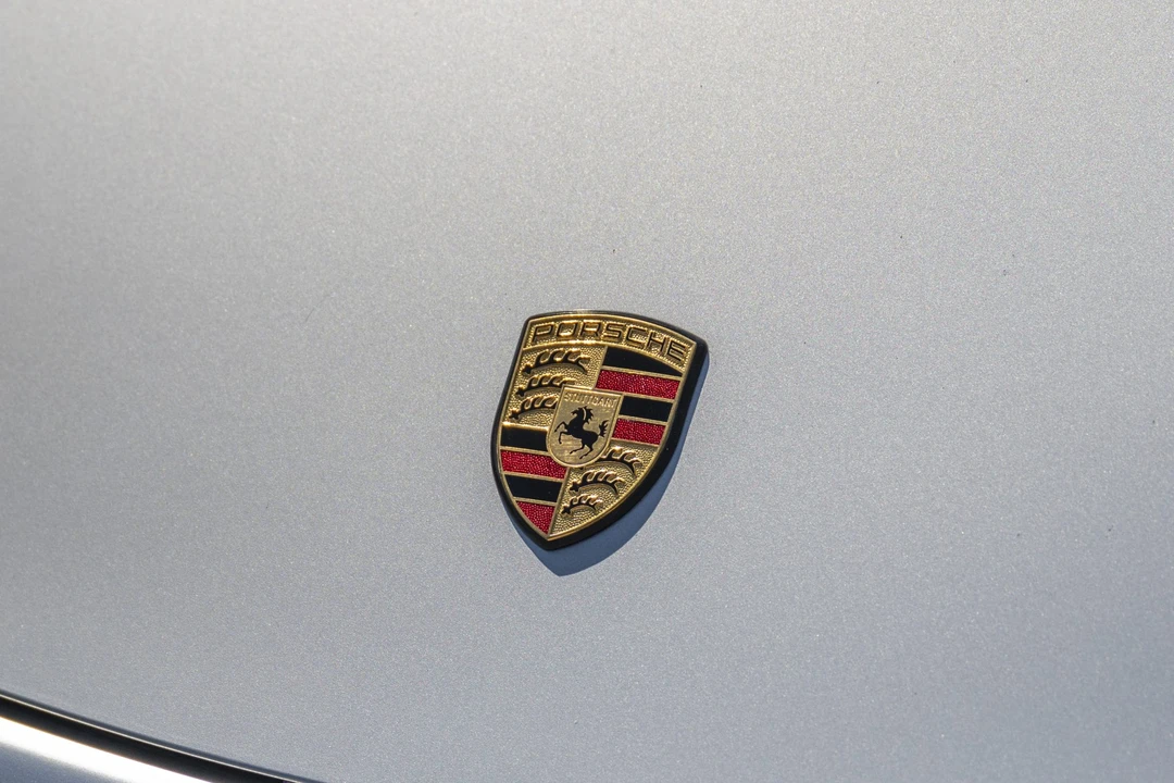 2003 Porsche 996 Carrera - Image 25 of 31