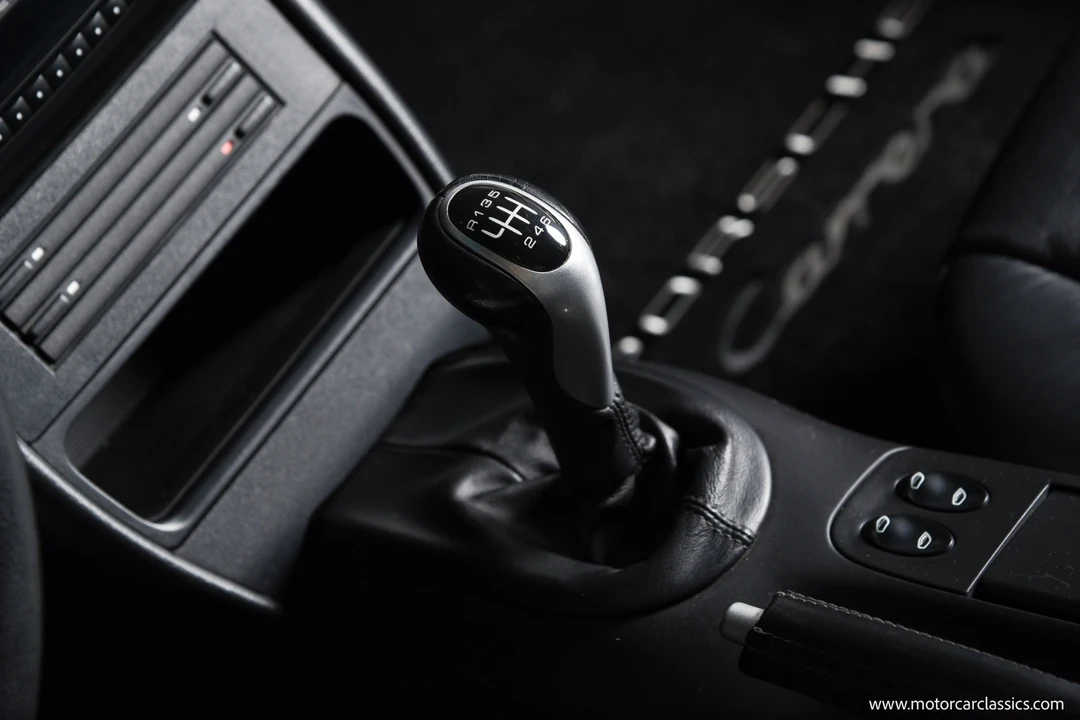 2003 Porsche 996 Carrera - Image 29 of 31