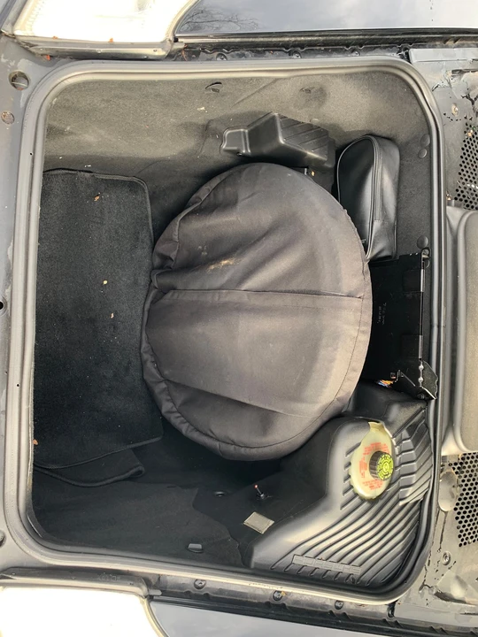2003 Porsche 996 Carrera - Image 16 of 19