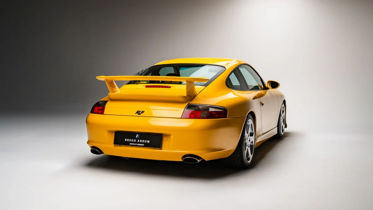 2003 Porsche 911 - Image 5 of 31