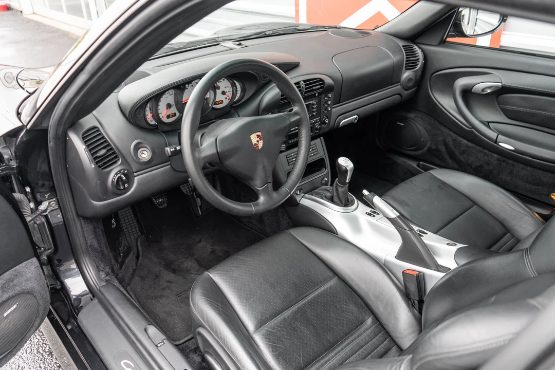 2003 Porsche 911 - Image 8 of 19
