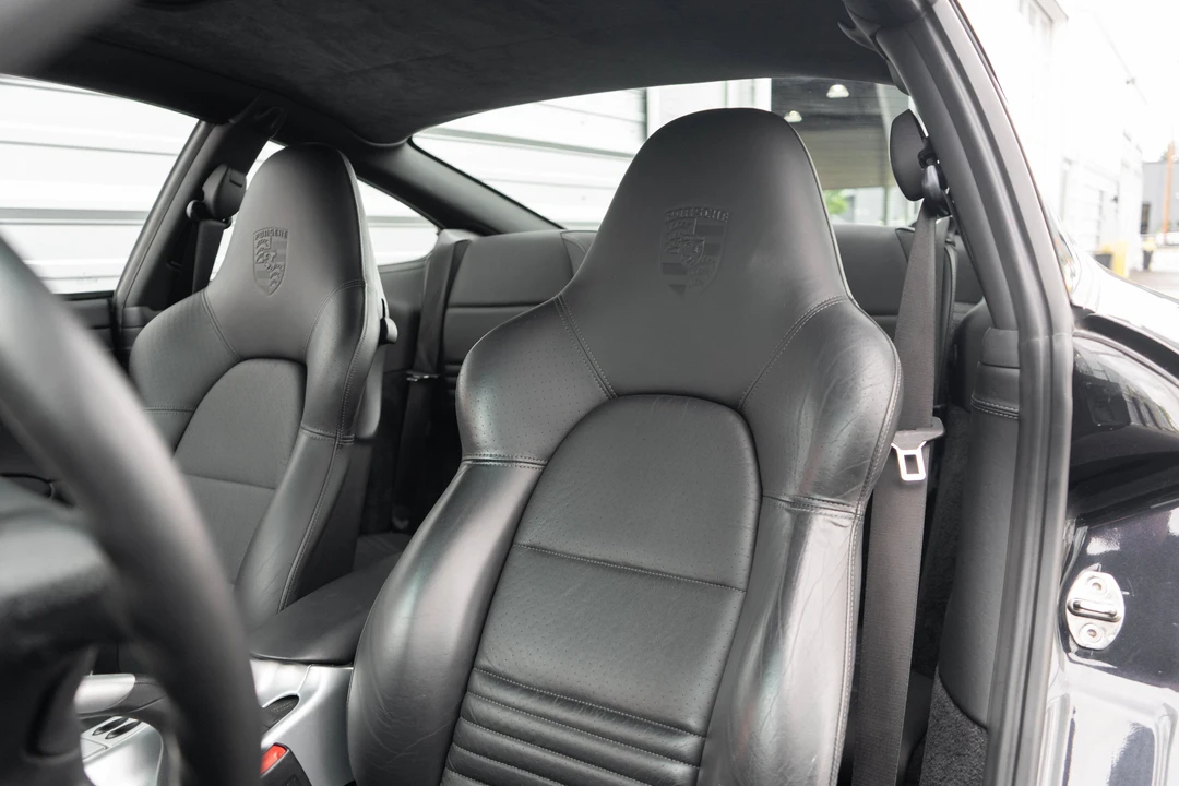 2003 Porsche 911 - Image 9 of 19