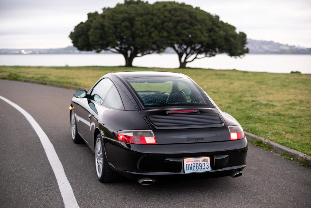 2003 Porsche 996 Carrera - Image 14 of 31