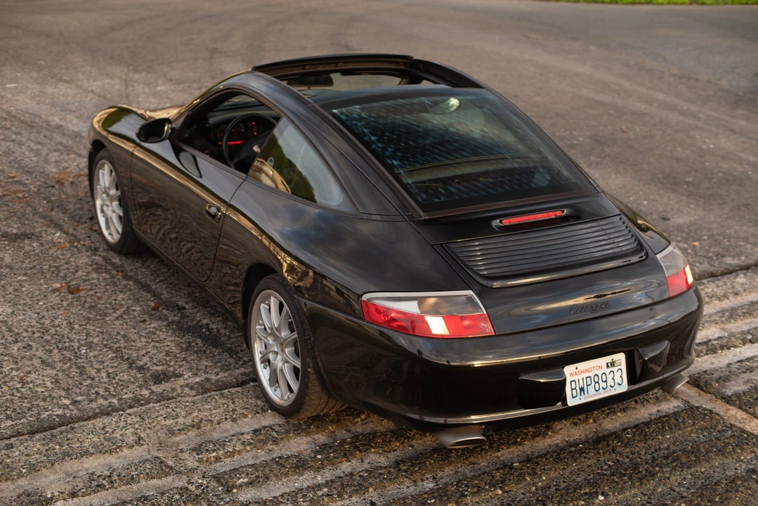 2003 Porsche 996 Carrera - Image 16 of 31