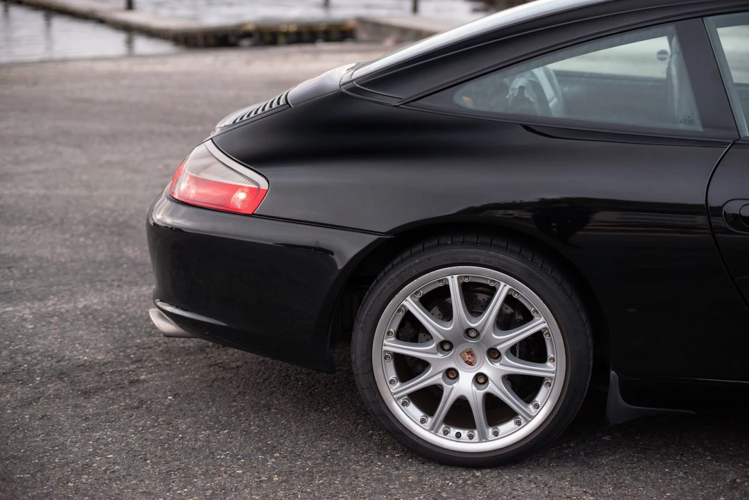 2003 Porsche 996 Carrera - Image 28 of 31