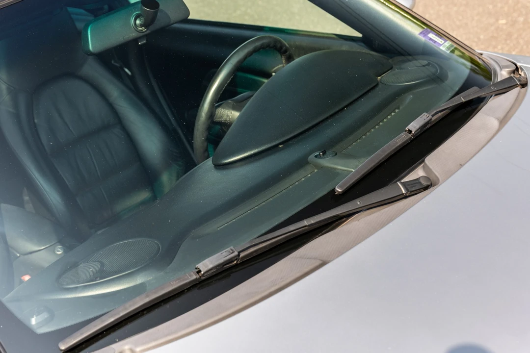 2003 Porsche 996 Carrera - Image 27 of 31
