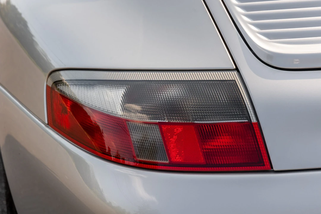 2003 Porsche 996 Carrera - Image 16 of 31
