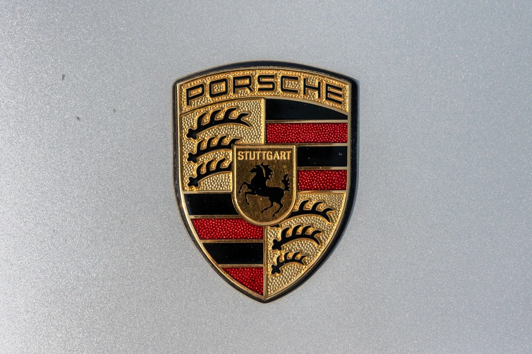 2003 Porsche 996 Carrera - Image 25 of 31