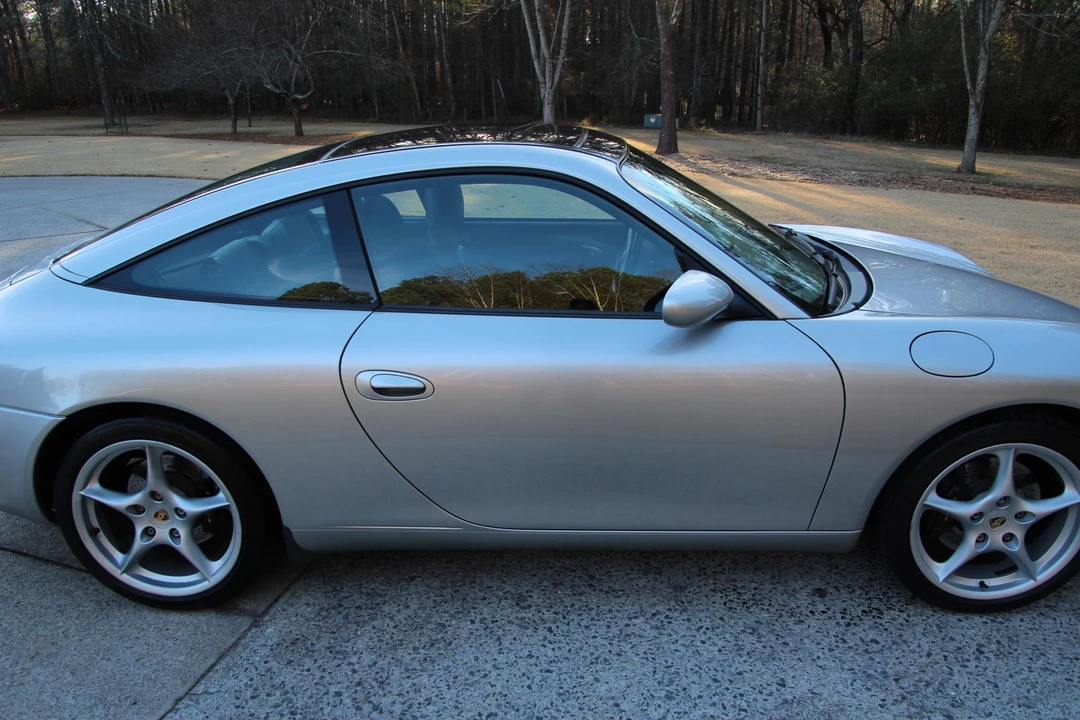 2003 Porsche 996 Carrera - Image 24 of 31
