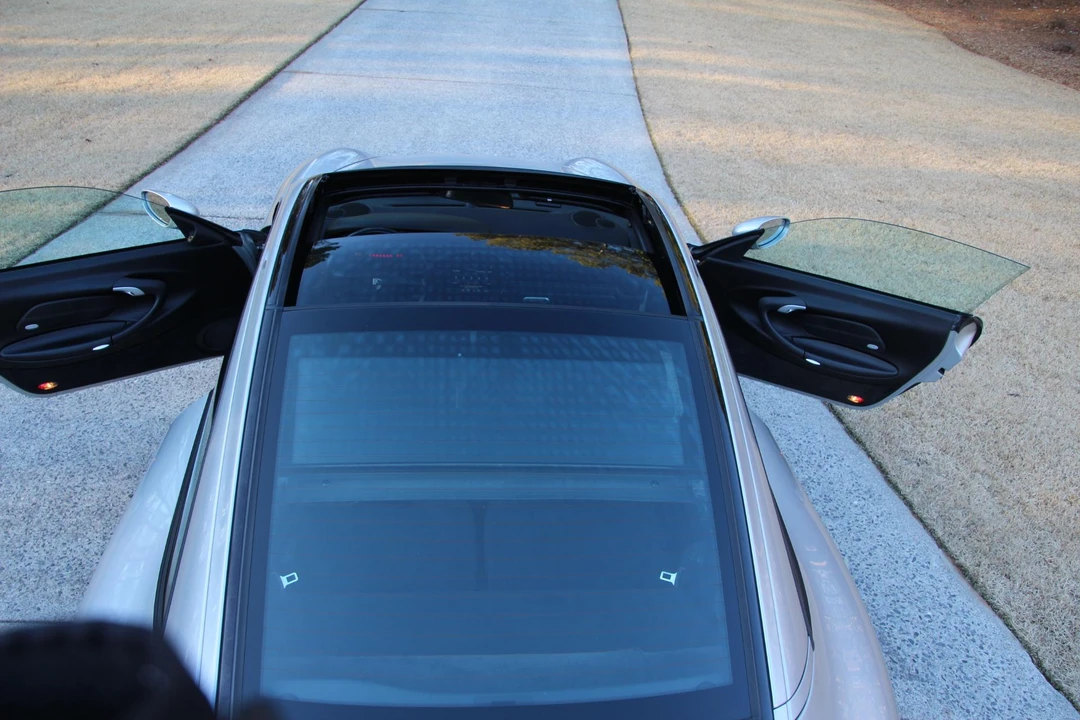 2003 Porsche 996 Carrera - Image 29 of 31