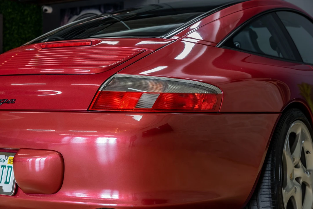 2003 Porsche 996 Carrera - Image 27 of 31