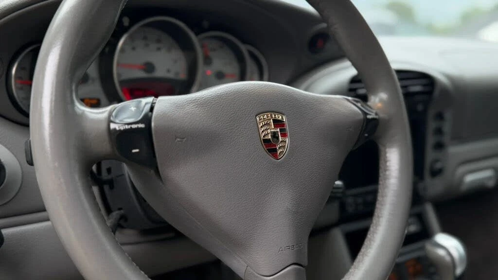 2003 Porsche 996 Carrera - Image 13 of 31