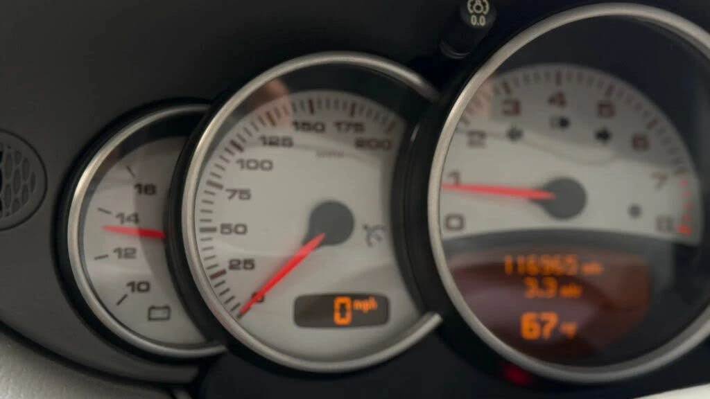 2003 Porsche 996 Carrera - Image 15 of 31