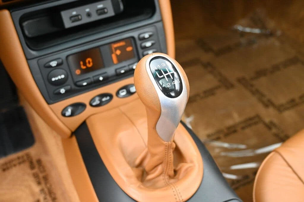 2003 Porsche 996 Carrera - Image 11 of 31
