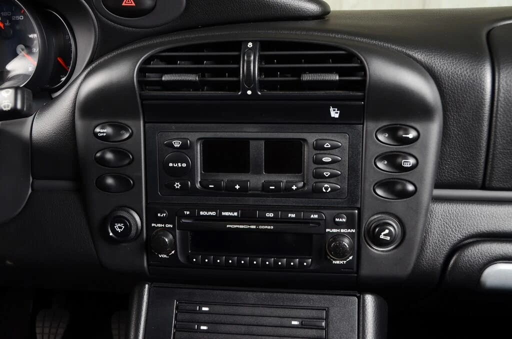 2003 Porsche 996 Carrera - Image 11 of 31