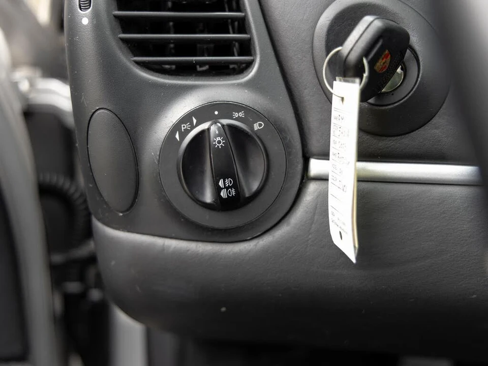 2003 Porsche 996 Carrera - Image 29 of 31
