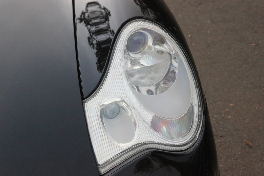 2003 Porsche 996 Carrera - Image 28 of 31