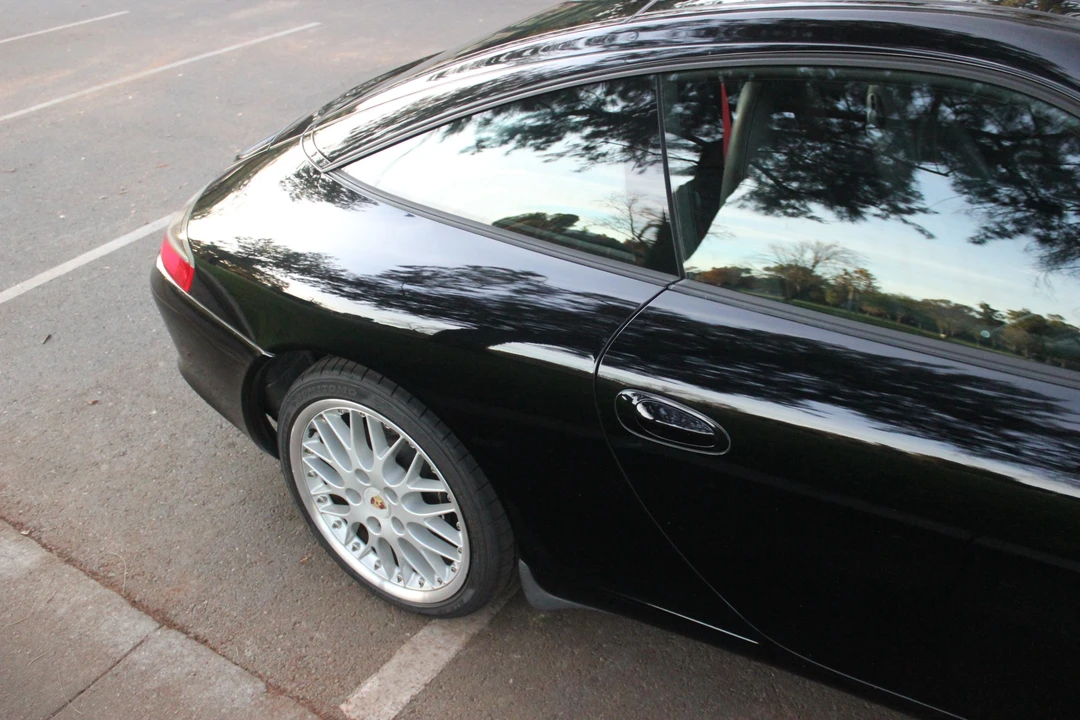 2003 Porsche 996 Carrera - Image 19 of 31
