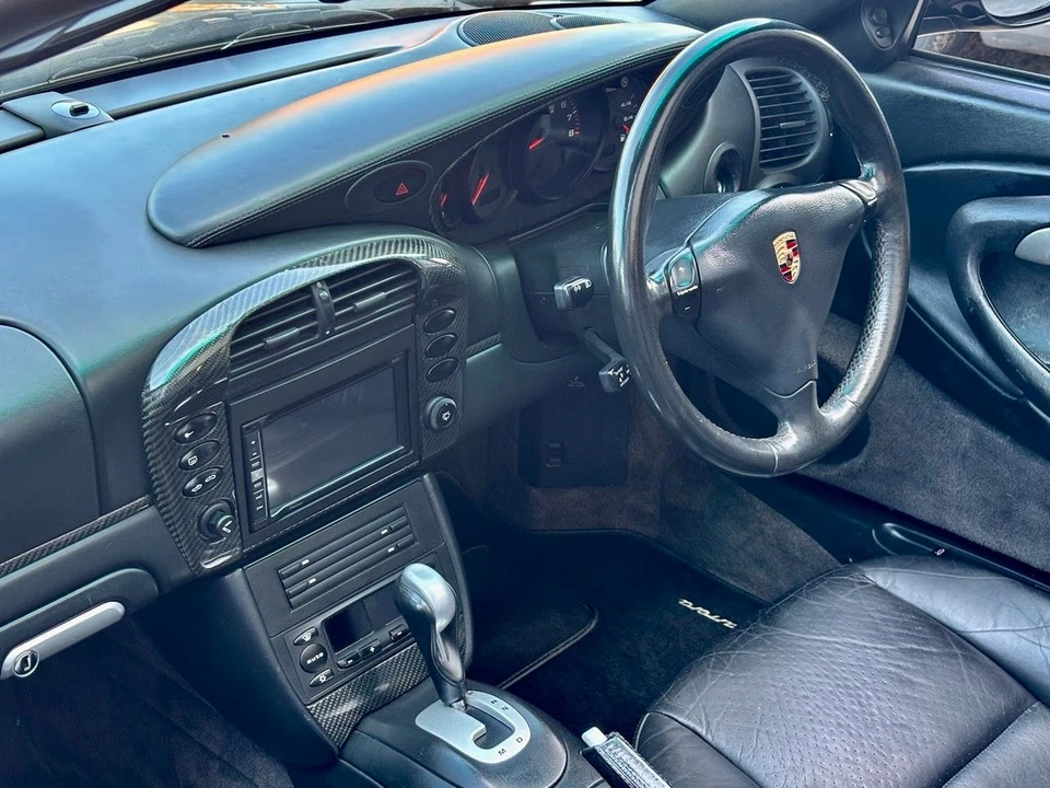 2003 Porsche 996 Carrera - Image 10 of 30