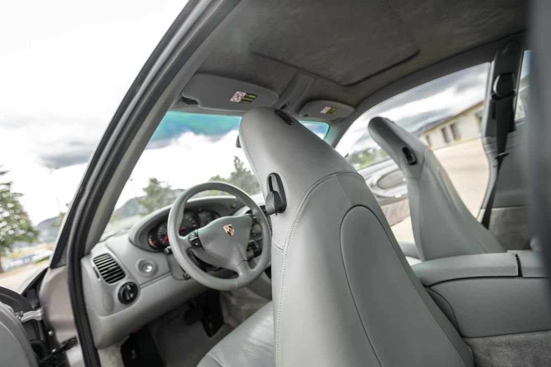 2003 Porsche 996 Carrera - Image 27 of 28