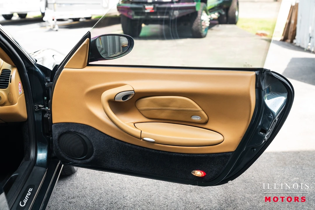 2003 Porsche 996 Carrera - Image 24 of 31