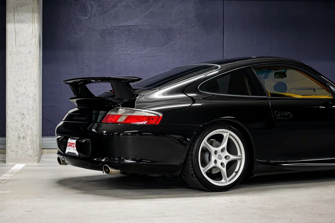 2003 Porsche 996 Carrera - Image 29 of 31