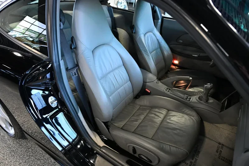2003 Porsche 996 Carrera - Image 16 of 17