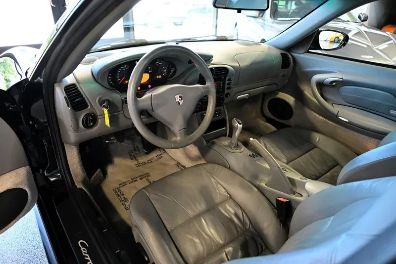 2003 Porsche 996 Carrera - Image 7 of 17