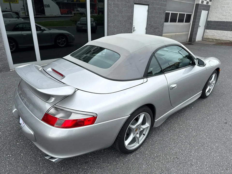 2003 Porsche 996 Carrera - Image 27 of 31