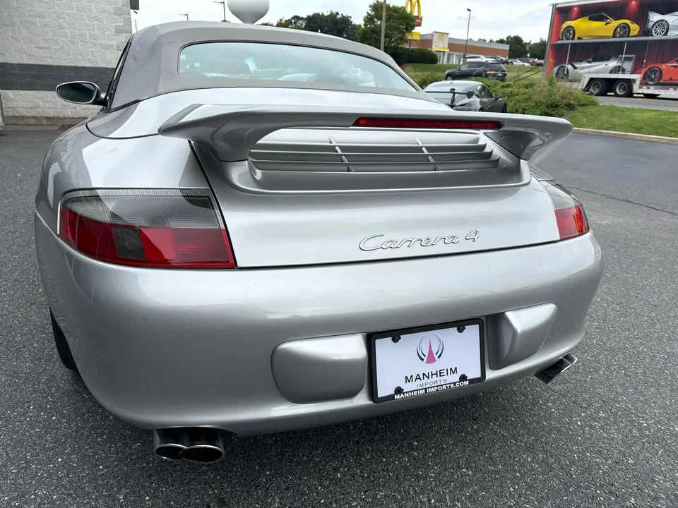 2003 Porsche 996 Carrera - Image 28 of 31