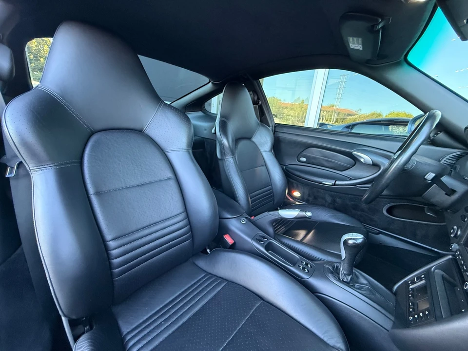 2003 Porsche 996 GT2 - Image 25 of 31