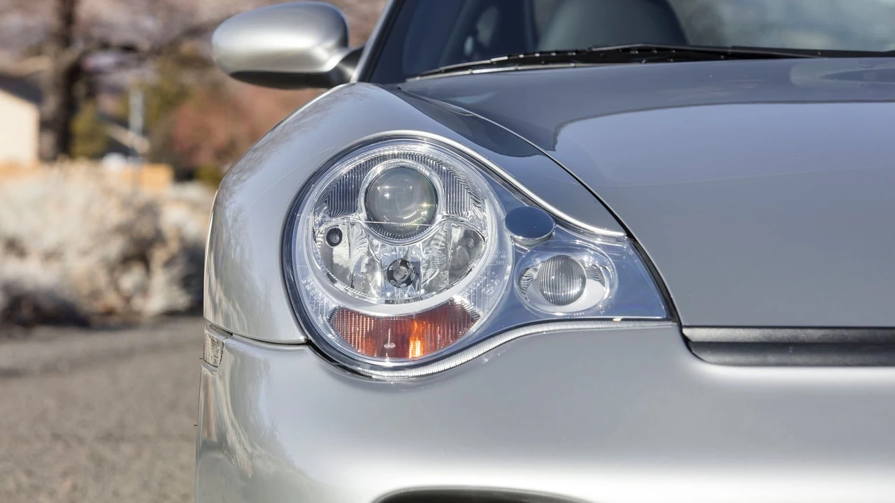2003 Porsche 996 GT2 - Image 28 of 31