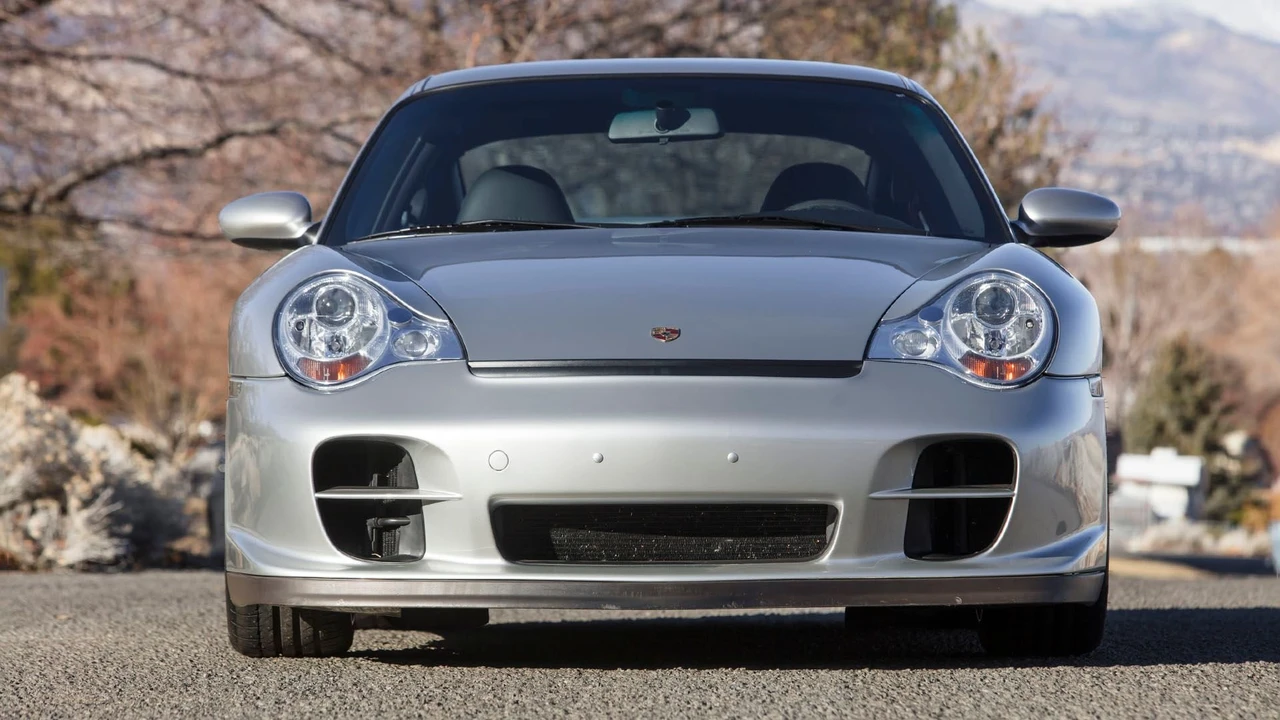 2003 Porsche 996 GT2 - Image 2 of 31