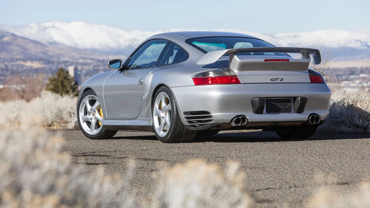 2003 Porsche 996 GT2 - Image 15 of 31
