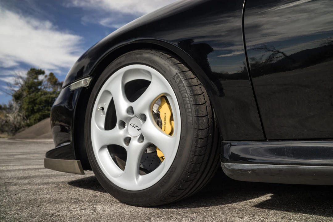 2003 Porsche 996 GT2 - Image 19 of 31