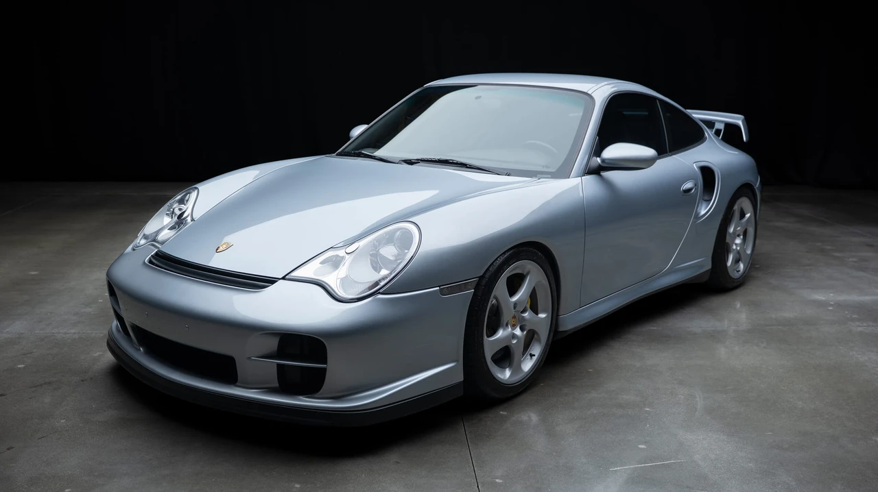 2003 Porsche 996 GT2 - Image 2 of 31