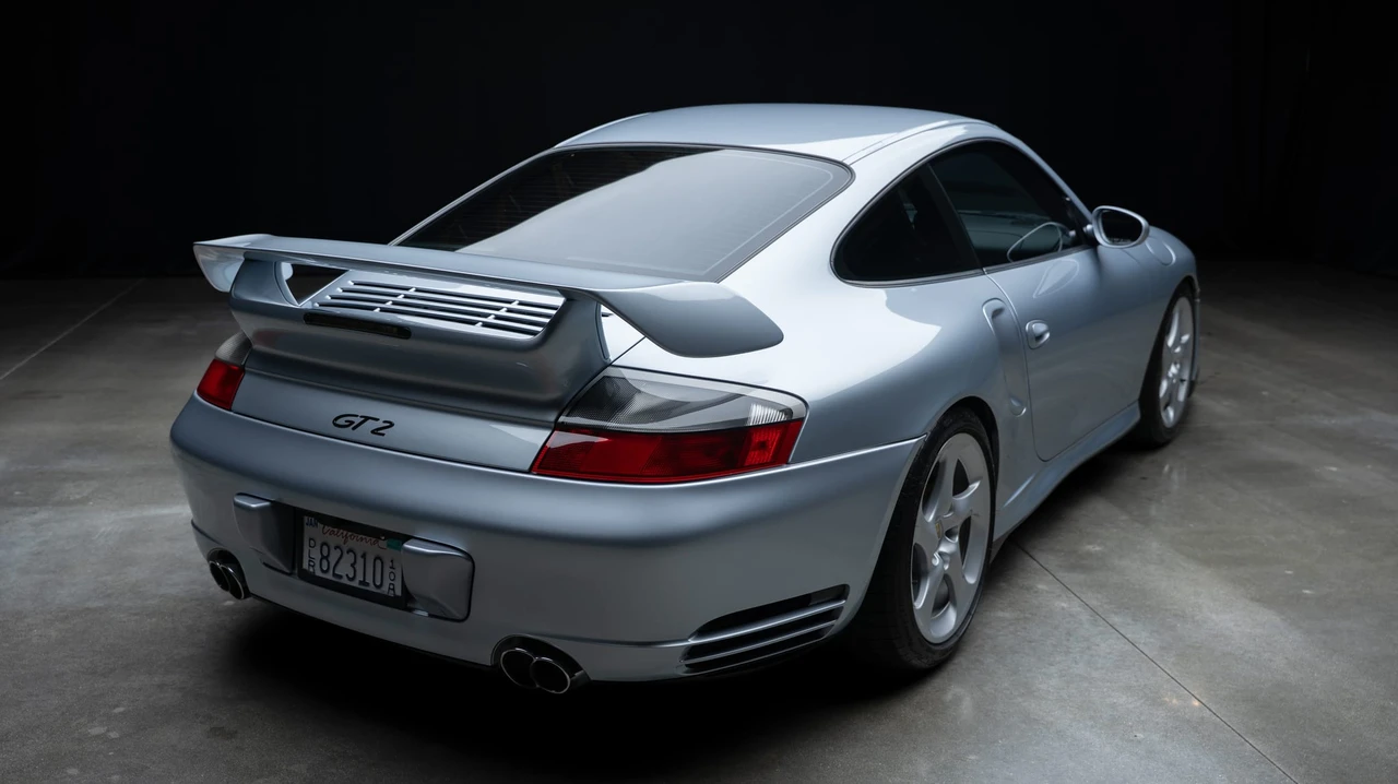 2003 Porsche 996 GT2 - Image 11 of 31