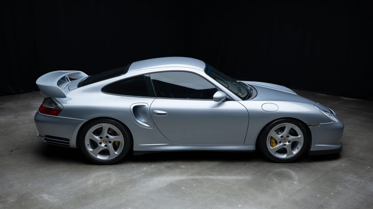2003 Porsche 996 GT2 - Image 8 of 31