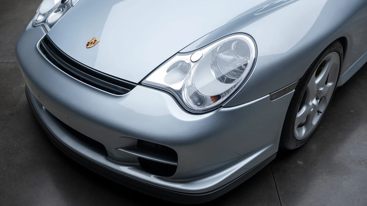 2003 Porsche 996 GT2 - Image 29 of 31