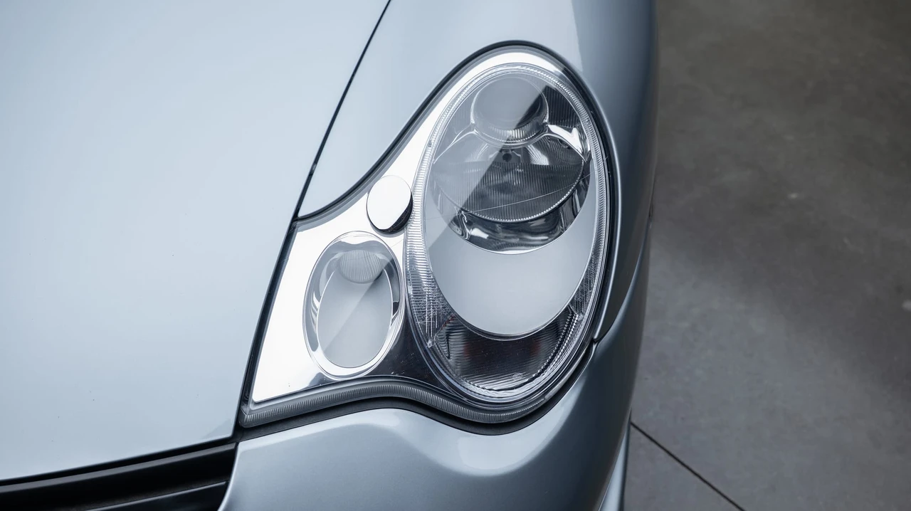 2003 Porsche 996 GT2 - Image 31 of 31