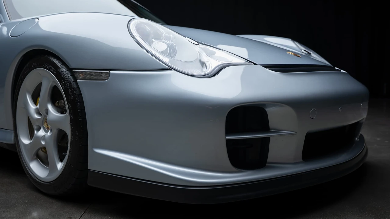 2003 Porsche 996 GT2 - Image 26 of 31