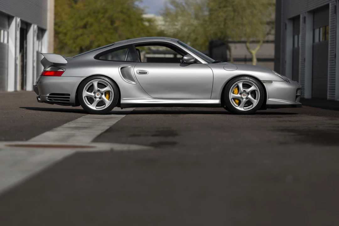 2003 Porsche 996 Turbo - Image 9 of 31