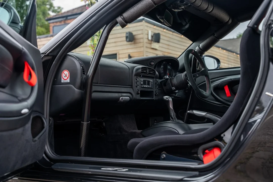 2003 Porsche 996 GT3 - Image 6 of 31