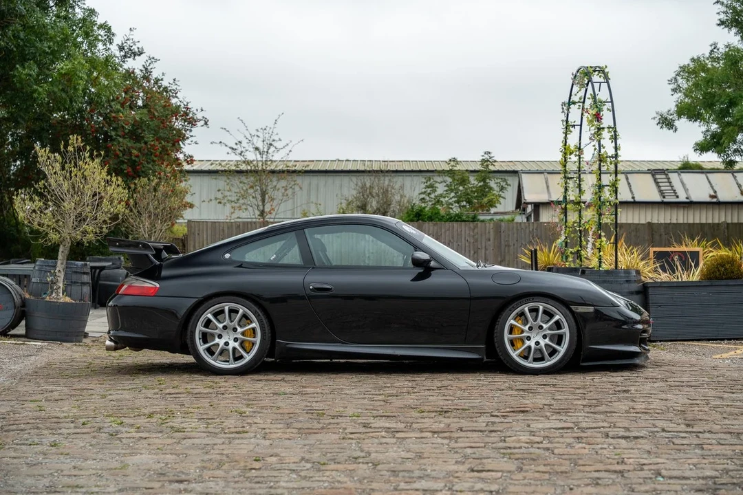 2003 Porsche 996 GT3 - Image 17 of 31